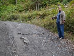 KÖYLÜLERDEN YOL TEPKİSİ