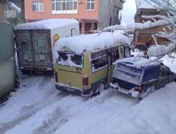 ALAPLI'DA KÖY YOLLARINDA KAR TEMİZLEME ÇALIŞMASI