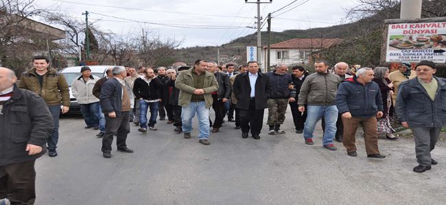 SAHAYA İNEN BAŞKAN UYSAL SORUNLARI ÇÖZMEYE BAŞLADI