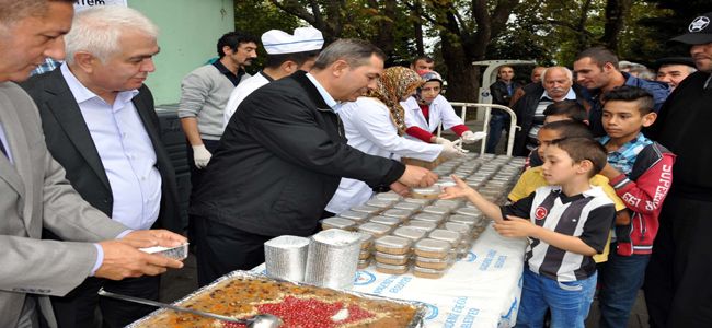 EREĞLİ BELEDİYESİ’NDEN AŞURE DAĞITIMI