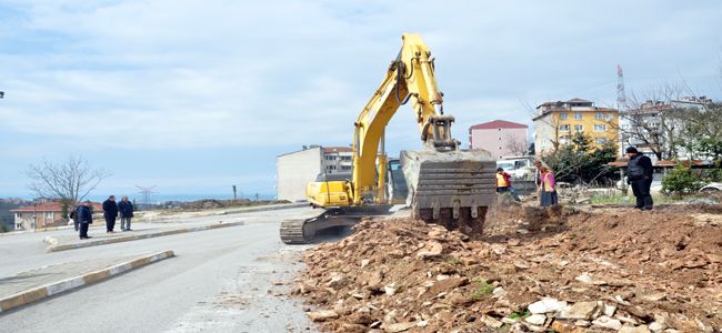 DÖRT YOL KAVŞAĞI GENİŞLETİLİYOR